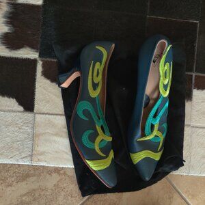 John Fluevog blaise  shoes size 12W 10 M  New